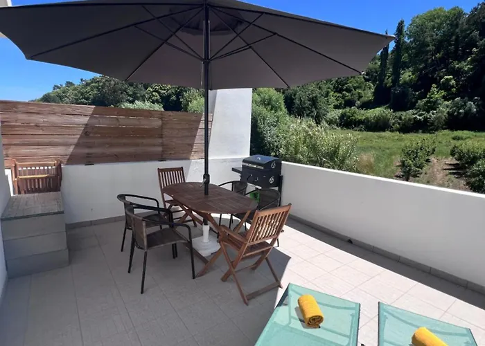 Charming Portuguese Villa With Forested Hill Views Vimeiro  photo