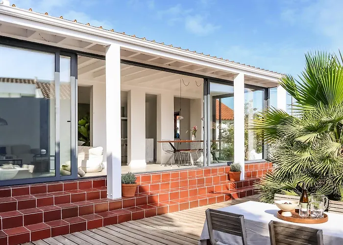 Josy Lodge Ferrel  foto